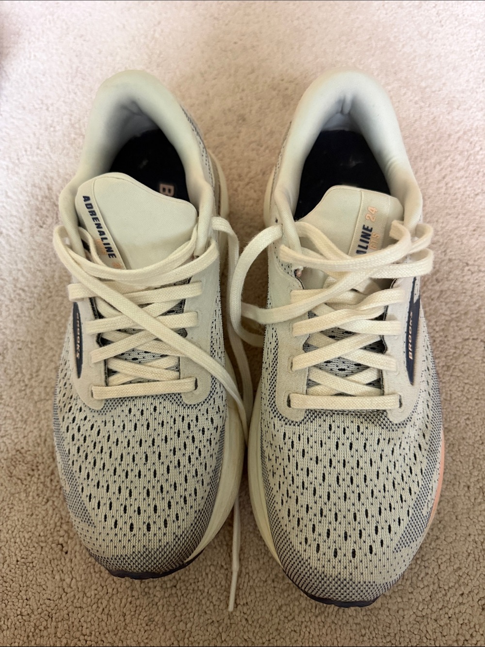 Brooks Women's Adrenaline GTS 24 Running Shoes in Cream with Navy Accents